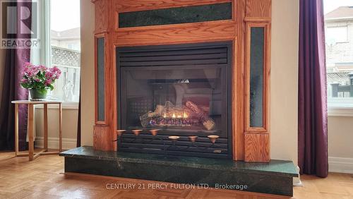 14 Australia Drive, Brampton (Sandringham-Wellington), ON - Indoor Photo Showing Living Room With Fireplace