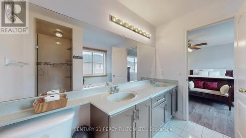 14 Australia Drive, Brampton (Sandringham-Wellington), ON - Indoor Photo Showing Bathroom