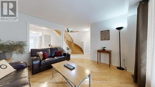 14 Australia Drive, Brampton (Sandringham-Wellington), ON - Indoor Photo Showing Living Room