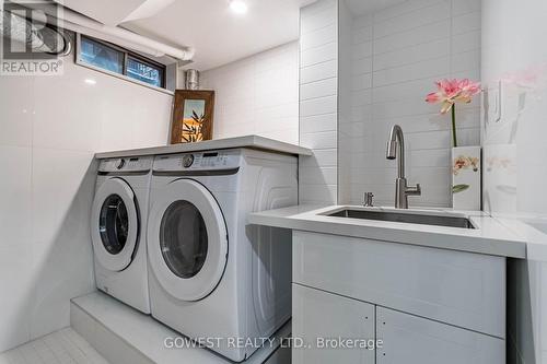 123 Dewitt Road, Hamilton (Stoney Creek), ON - Indoor Photo Showing Laundry Room