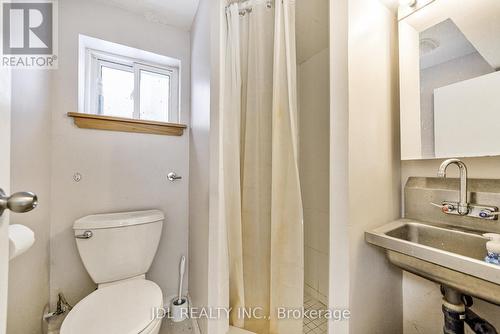 Bsmt - 150 Banff Road, Toronto, ON - Indoor Photo Showing Bathroom