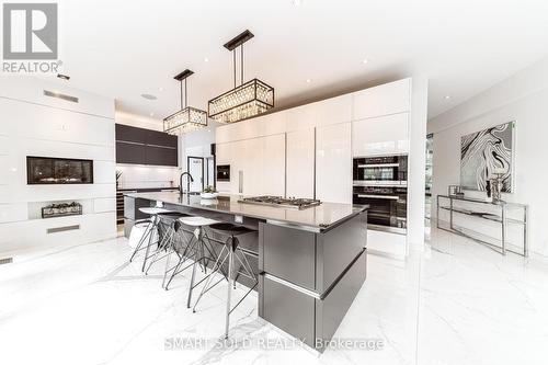 41 Chatfield Drive, Toronto (Banbury-Don Mills), ON - Indoor Photo Showing Kitchen With Upgraded Kitchen