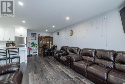 301 - 1590 Ernest Avenue, London, ON - Indoor Photo Showing Living Room