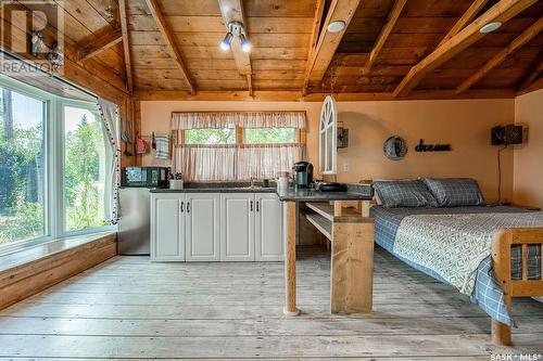 226 Evenson Avenue, Manitou Beach, SK - Indoor Photo Showing Bedroom