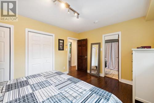 3479 Spruce Avenue, Burlington (Roseland), ON - Indoor Photo Showing Bedroom