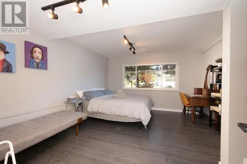 3155 Cardinal Drive, Burnaby, BC - Indoor Photo Showing Bedroom