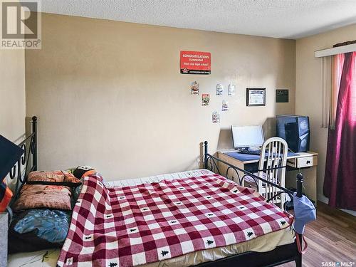 3817 Diefenbaker Drive, Saskatoon, SK - Indoor Photo Showing Bedroom