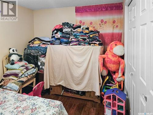 3817 Diefenbaker Drive, Saskatoon, SK - Indoor Photo Showing Bedroom