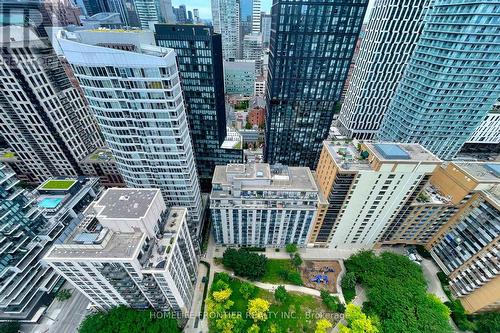 3004 - 65 Mutual Street, Toronto (Church-Yonge Corridor), ON - Outdoor