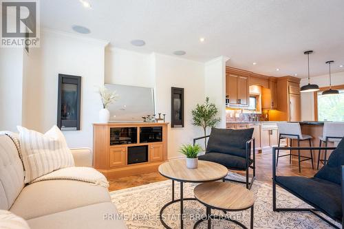 49 Gill Road, Lambton Shores (Grand Bend), ON - Indoor Photo Showing Living Room