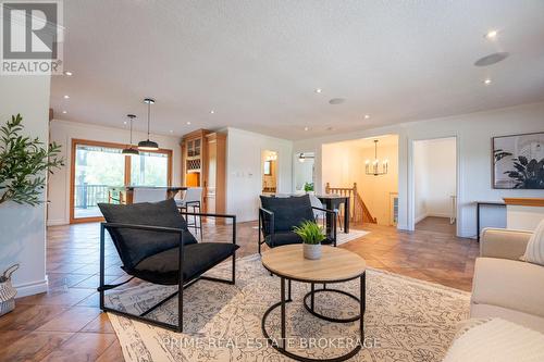 49 Gill Road, Lambton Shores (Grand Bend), ON - Indoor Photo Showing Living Room