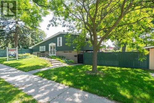 1 Highbrook Drive, Toronto (Bendale), ON - Outdoor