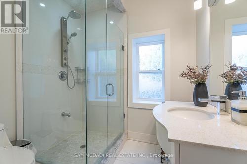 30 Maple Avenue N, Mississauga (Port Credit), ON - Indoor Photo Showing Bathroom