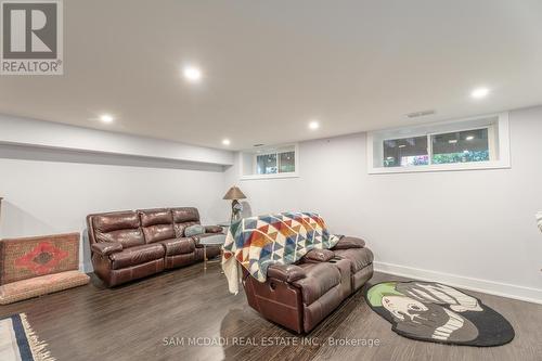 30 Maple Avenue N, Mississauga, ON - Indoor Photo Showing Other Room