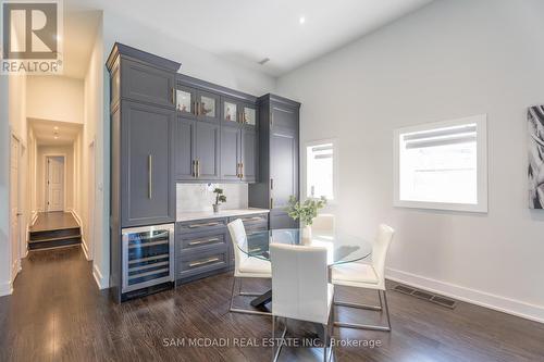 30 Maple Avenue N, Mississauga, ON - Indoor Photo Showing Dining Room