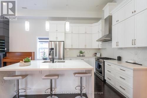 30 Maple Avenue N, Mississauga (Port Credit), ON - Indoor Photo Showing Kitchen With Stainless Steel Kitchen With Upgraded Kitchen