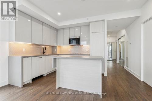 503 - 2481 Taunton Road, Oakville (Uptown Core), ON - Indoor Photo Showing Kitchen