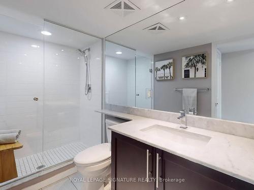 Th10-6 Pirandello St, Toronto, ON - Indoor Photo Showing Bathroom