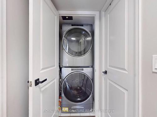 Th10-6 Pirandello St, Toronto, ON - Indoor Photo Showing Laundry Room