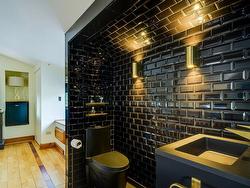 Powder room - 