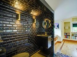 Powder room - 