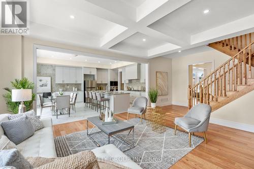 10 Becky Cheung Court, Toronto (Newtonbrook East), ON - Indoor Photo Showing Living Room