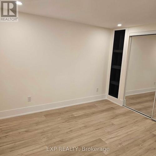 5552 Bourget Drive, Mississauga, ON - Indoor Photo Showing Other Room