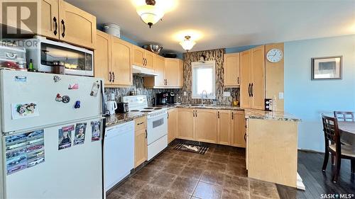 South Wiseton Acreage, King George Rm No. 256, SK - Indoor Photo Showing Kitchen