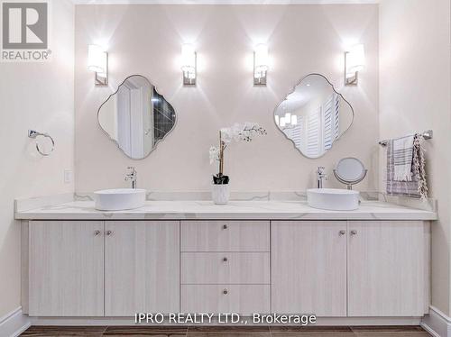 51 Classic Drive, Brampton (Credit Valley), ON - Indoor Photo Showing Bathroom