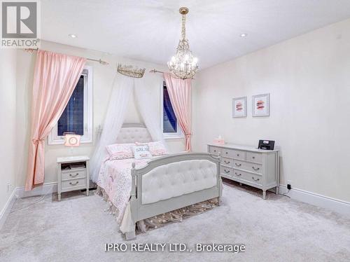 51 Classic Drive, Brampton (Credit Valley), ON - Indoor Photo Showing Bedroom