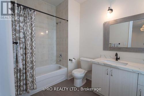 51 Classic Drive, Brampton (Credit Valley), ON - Indoor Photo Showing Bathroom