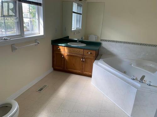 7 - 410 Ambleside Drive, London, ON - Indoor Photo Showing Bathroom