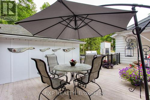 341 Main Street W, Grimsby, ON - Outdoor With Deck Patio Veranda With Exterior