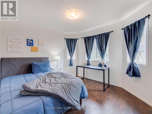 1306 Sandpiper Road, Oakville (West Oak Trails), ON - Indoor Photo Showing Bedroom