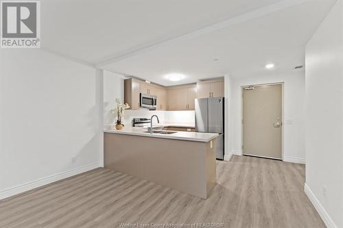 1489 Banwell Unit# 319, Windsor, ON - Indoor Photo Showing Kitchen