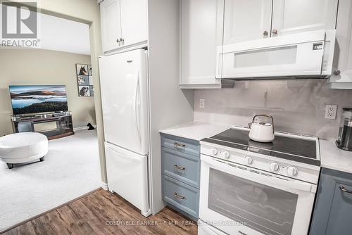 A2 - 37 Lake Breeze Court, Prince Edward County (Wellington), ON - Indoor Photo Showing Kitchen