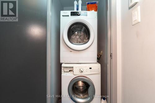 209F - 275 Larch Street, Waterloo, ON - Indoor Photo Showing Laundry Room