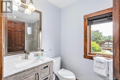 191 Brooker Boulevard, Blue Mountains (Blue Mountain Resort Area), ON - Indoor Photo Showing Bathroom