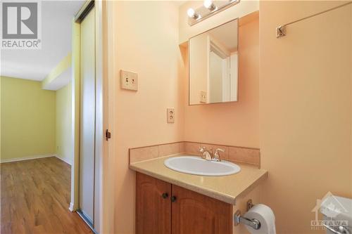 80 Sandcastle Drive Unit#408, Ottawa, ON - Indoor Photo Showing Bathroom