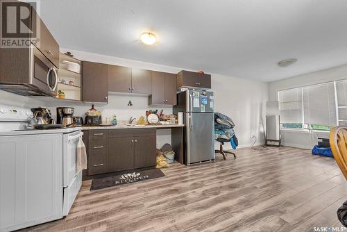 772 Athol Street, Regina, SK - Indoor Photo Showing Kitchen