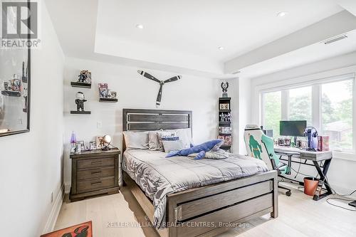 82 Burton Grove, King, ON - Indoor Photo Showing Bedroom