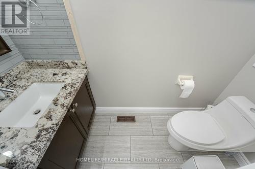 10 Smoothrock Trail, Brampton (Sandringham-Wellington), ON - Indoor Photo Showing Bathroom