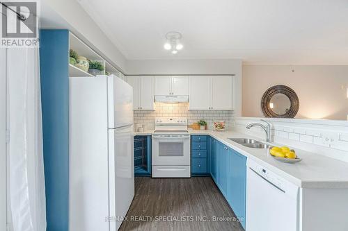 201 - 1491 Maple Avenue, Milton (Dempsey), ON - Indoor Photo Showing Kitchen With Double Sink