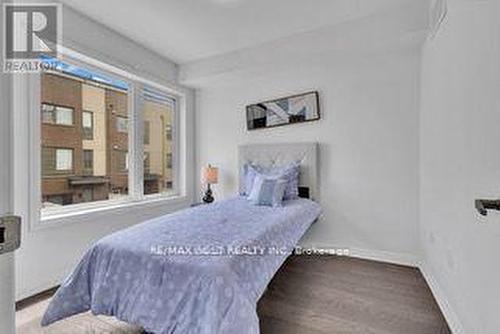 35 Stanley Greene Boulevard, Toronto (Downsview-Roding-Cfb), ON - Indoor Photo Showing Bedroom