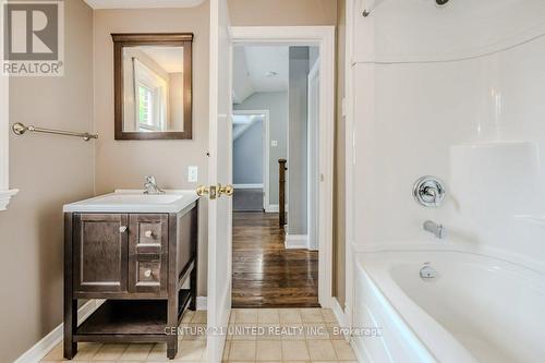 84 Glenridge Avenue, St. Catharines, ON - Indoor Photo Showing Bathroom