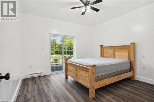 171 Pleasantview Road, Allenford, ON - Indoor Photo Showing Bedroom