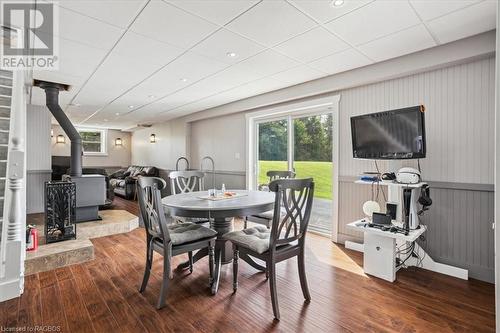 171 Pleasantview Road, Allenford, ON - Indoor Photo Showing Dining Room