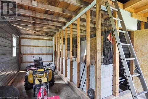 171 Pleasantview Road, Allenford, ON - Indoor Photo Showing Other Room