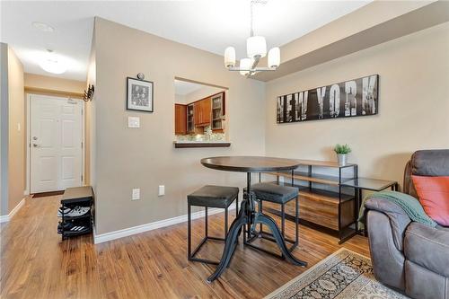 1270 Maple Crossing Boulevard|Unit #306, Burlington, ON - Indoor Photo Showing Dining Room