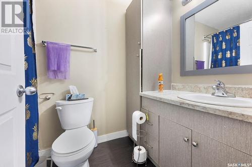 1236 Rae Street, Regina, SK - Indoor Photo Showing Bathroom